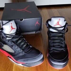 Retro 5 - Satin Bred - Size 13 Men